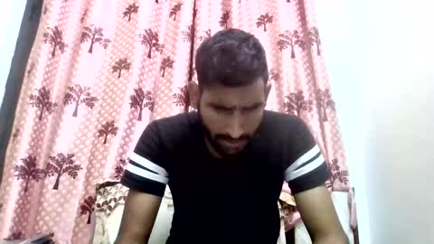 Snapshot of bigcockboy2580 chatting on 12/14/25, 09:25 akash online show from 12/14/25, 09:25