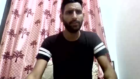 Snapshot of bigcockboy2580 chatting on 12/16/25, 03:39 akash online show from 12/16/25, 03:39