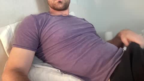 Snapshot of bigcollegecock69690 chatting on 12/19/24, 05:18 bigcollegecock69690 online show from 12/19/24, 05:18