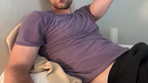 bigcollegecock69690 online show from 04/22/26, 10:22