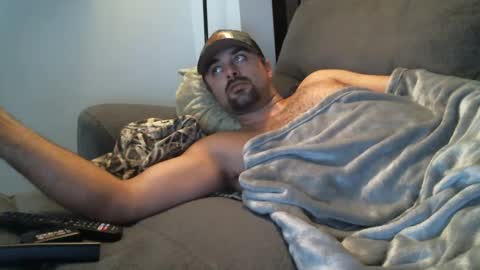 Snapshot of bigcumcanada chatting on 01/31/25, 01:22 bg online show from 01/31/25, 01:22