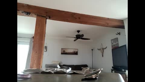 bg online show from 04/28/26, 10:15