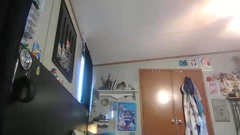 Tiny online show from 02/23/26, 09:56