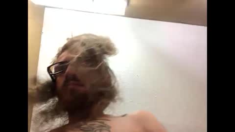 Snapshot of bigdaddy1231995 chatting on 09/14/25, 08:02 BigDaddykodack online show from 09/14/25, 08:02