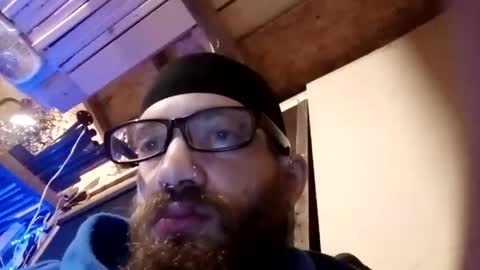 Snapshot of bigdaddy1231995 chatting on 10/19/25, 10:54 BigDaddykodack online show from 10/19/25, 10:54