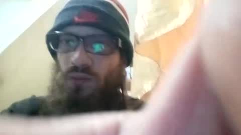 Snapshot of bigdaddy1231995 chatting on 12/22/25, 04:59 BigDaddykodack online show from 12/22/25, 04:59