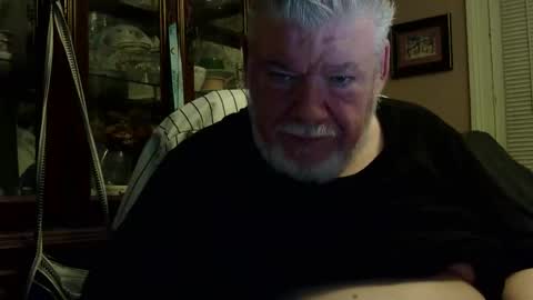 Snapshot of bigdaddybear1244 chatting on 03/01/26, 11:40 BigDaddyBear online show from 03/01/26, 11:40