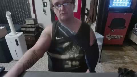 Darryl online show from 01/09/26, 01:52