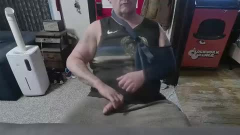 Darryl online show from 01/13/26, 01:49