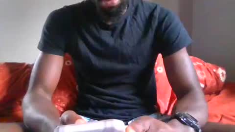 Snapshot of bigdickb917 chatting on 12/15/25, 04:33 Sir Big dick B online show from 12/15/25, 04:33