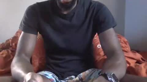 Snapshot of bigdickb917 chatting on 12/16/25, 03:50 Sir Big dick B online show from 12/16/25, 03:50