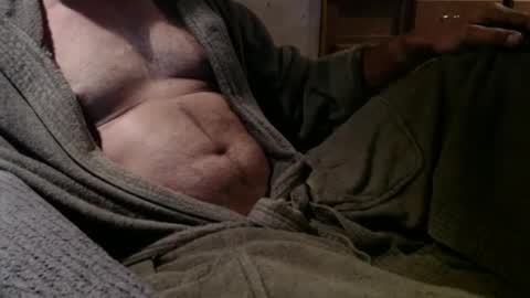 Snapshot of bigdickdaddy567130413 chatting on 10/04/25, 10:35 bigdickdaddy567130413 online show from 10/04/25, 10:35