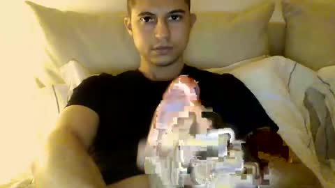 Snapshot of bigdickkkk2035 chatting on 01/21/25, 04:48 Big online show from 01/21/25, 04:48