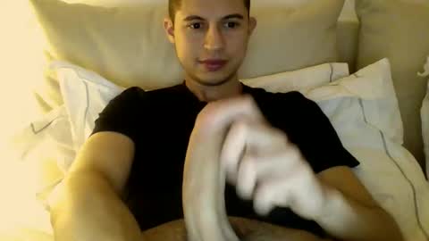 Snapshot of bigdickkkk2035 chatting on 02/09/25, 02:17 Big online show from 02/09/25, 02:17