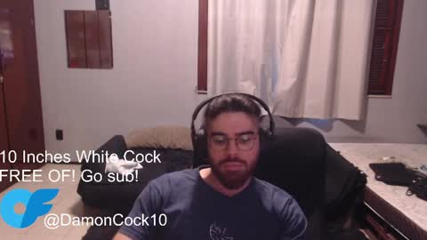 Snapshot of bigdickpfl chatting on 04/17/26, 05:16 Call me Damon - online show from 04/17/26, 05:16