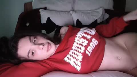 Snapshot of bigdicktrannynicole chatting on 10/03/25, 09:01 bigdicktrannynicole online show from 10/03/25, 09:01