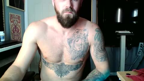 Snapshot of bigdikdaddy007 chatting on 01/26/25, 10:23 bigdikdaddy007 online show from 01/26/25, 10:23