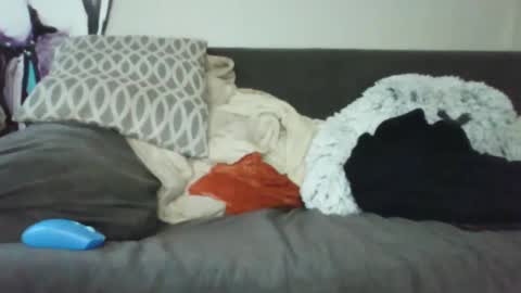 Dylan Bassett online show from 09/19/25, 09:04