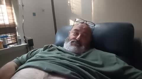 bigfuzzyteddybear online show from 04/29/26, 11:00