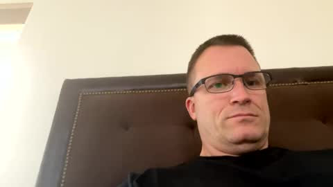 bigger22332233 online show from 12/03/24, 10:51