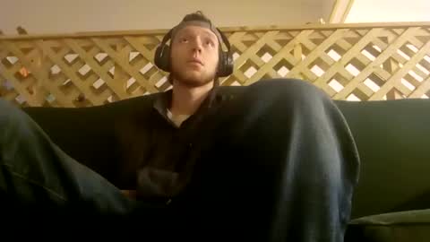 Snapshot of biggestboiiii chatting on 03/08/25, 12:00 biggestboiiii online show from 03/08/25, 12:00