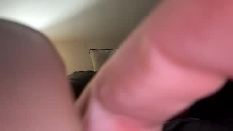 Snapshot of biggloves4bighands chatting on 10/30/25, 12:45 biggloves4bighands online show from 10/30/25, 12:45