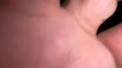 Snapshot of bigguunn chatting on 12/30/24, 01:47 bigguunn online show from 12/30/24, 01:47