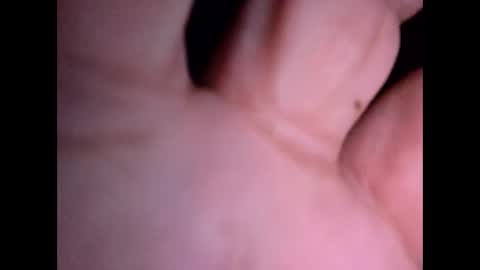 Snapshot of bigguunn chatting on 09/13/25, 12:49 bigguunn online show from 09/13/25, 12:49