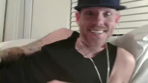 Snapshot of bigguy4funtime chatting on 11/28/25, 04:59 bigguy4funtime online show from 11/28/25, 04:59