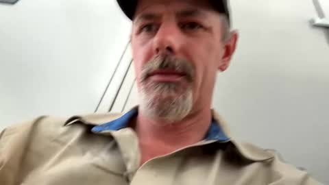 biggymemo69 online show from 12/17/25, 05:30