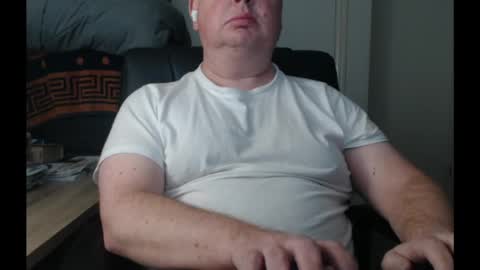 Snapshot of bighorn1981 chatting on 05/11/26, 02:45 bighorn1981 online show from 05/11/26, 02:45