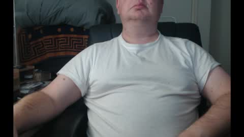 Snapshot of bighorn1981 chatting on 05/14/26, 01:40 bighorn1981 online show from 05/14/26, 01:40