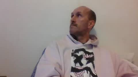 Snapshot of bighugemouthful chatting on 01/10/25, 12:59 Chaz online show from 01/10/25, 12:59