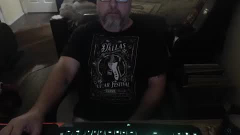 bighugmugg online show from 05/15/26, 11:17