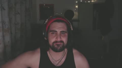 Snapshot of bigjohnofthewood chatting on 12/31/24, 06:59 BigJohnOfTheWoods online show from 12/31/24, 06:59