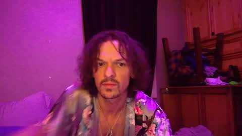 Snapshot of bigkitties69 chatting on 12/13/24, 05:32 Bigkitties online show from 12/13/24, 05:32