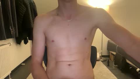 bigleor online show from 02/15/26, 06:48