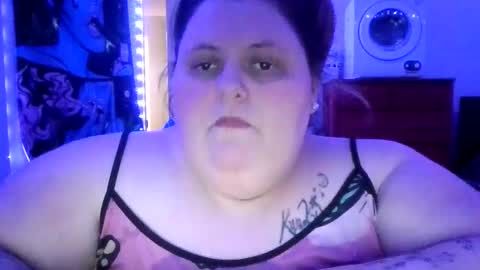 bigmama91 online show from 12/18/25, 04:13