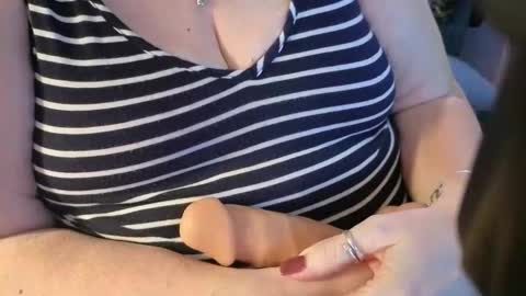 Big Mari online show from 05/01/26, 02:38