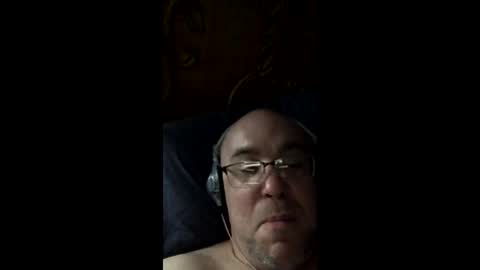 bigmike197167 online show from 12/04/25, 05:50