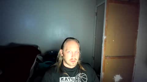 Snapshot of bigmike20129020 chatting on 05/11/26, 08:31 bigmike20129020 online show from 05/11/26, 08:31