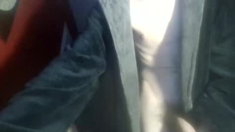 Snapshot of bignlouis chatting on 12/25/24, 07:56 Nicolas online show from 12/25/24, 07:56