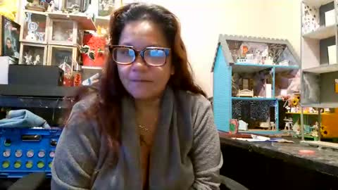 the Mini mami online show from 11/04/25, 09:19