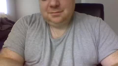 Snapshot of bigred_nyc chatting on 02/06/25, 04:14 Big Red online show from 02/06/25, 04:14