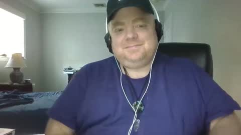 Snapshot of bigred_nyc chatting on 02/17/25, 09:08 Big Red online show from 02/17/25, 09:08