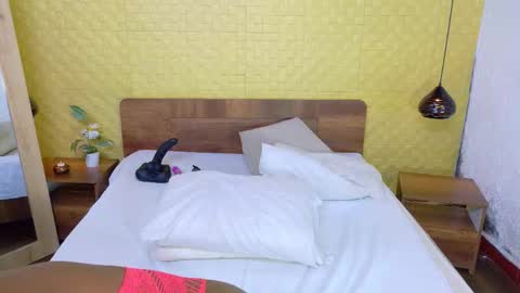 bigroundbooty_ online show from 02/27/26, 08:09