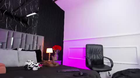 Zayra online show from 07/22/26, 04:37