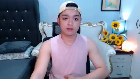 Snapshot of bigshowforyouxx chatting on 02/22/25, 10:29 Jay online show from 02/22/25, 10:29