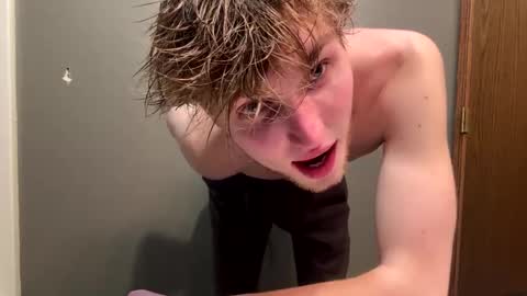 bigskinnyboyshh online show from 01/28/25, 01:16