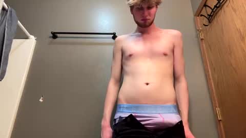 bigskinnyboyshh online show from 02/22/25, 03:12